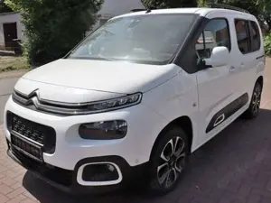 Citroen Berlingo Shine M BlueHDI 130, Glasdächer, Kamera, Navi