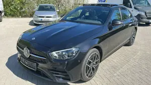 Mercedes-Benz E 300 E 300 de Lim. Aut. AMG LINE Panorama AHK LED NAVI