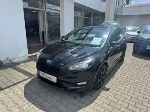 Ford Focus Turnier 1.5 ST-Line Bild 3