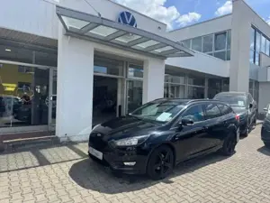Ford Focus Turnier 1.5 ST-Line Bild 2