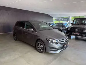 Mercedes-Benz B 200 d*Comand*Totwinkel*LED*AppleCarPlay*