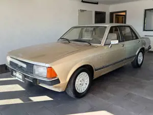 Ford Granada 2.8 i Ghia
