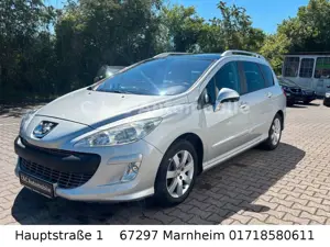 Peugeot 308 Automatik/Panorama/Navi/SHZ