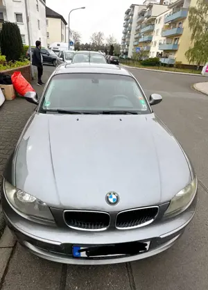 BMW 120 Bild 2