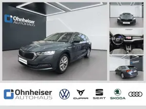 Skoda Octavia Combi 2.0 TDI DSG Style HEAD.UP*2xSHZ*NAVI