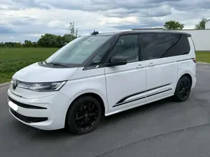 Volkswagen T7 Multivan Multivan TDI 2,0 TDI SCR KÜ Edition LED Ahk Pano