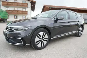 Volkswagen Passat Variant GTE Panorama NAV iQDrive LED AHK