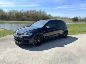 Volkswagen Golf GTI TCR 2.0 TSI OPF DSG