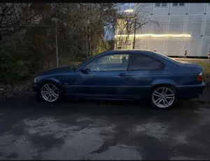BMW 320 Bild 4
