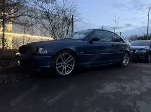 BMW 320 Bild 2