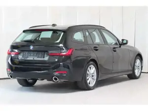 BMW 320 Bild 4