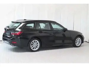 BMW 320 Bild 5