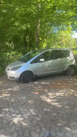 Mitsubishi Colt 3p 1.6 16v GLXi Target Bild 2