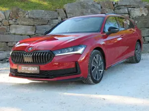 Skoda Superb Combi Sportline 1.5 TSI iV DSG AHK TRAVEL