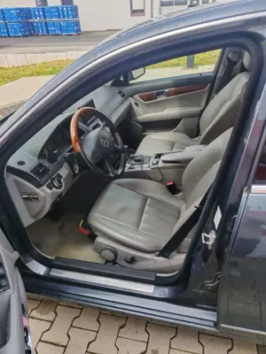 Mercedes-Benz C 230 Elegance Bild 3