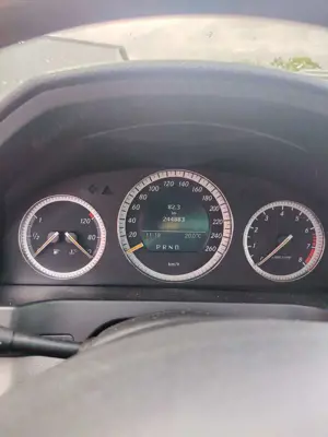 Mercedes-Benz C 230 Elegance Bild 2