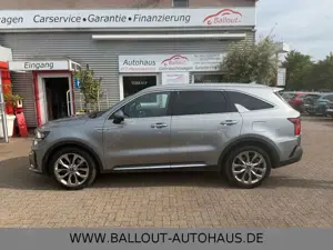 Kia Sorento Platinum 4WD*1.HAND*PAN*AHK*SPUR*HUD*TOT