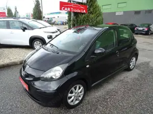 Toyota Aygo AYGO Black/ 5 Türer