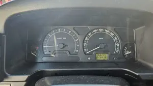 Land Rover Discovery V8 HSE Klima Leder AHK  2xGSD Bild 2