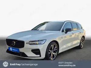 Volvo V60 B4 B DKG Plus Dark Pano*HuD*360°View*Mj.26