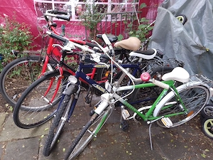 28 zoll 26 Zoll schwarz und 24 zoll fahrrad fahrbereit keone bekannte Mängel 