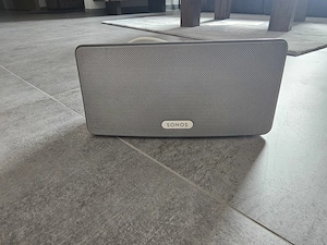 Sonos Play 3 in weiß