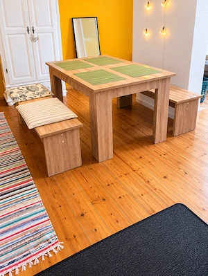 Titel: Esstisch mit 2 Sitzbänken in Holzoptik   138x80 cm
