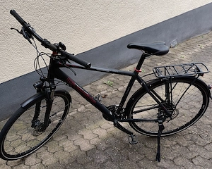 Fahrrad 28" Trekkingrad Riverside 700 TR