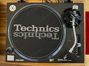 Technics SL-1210MK2 Plattenspieler 