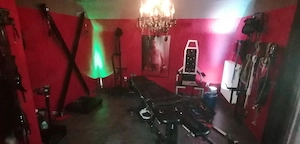 Exklusive BDSM-Party mit besonderem Gast Fr.26 Juni 26 ab 19.30