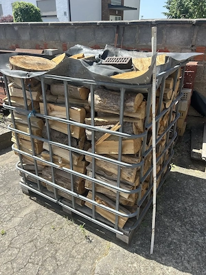 Brennholz Mix in IBC Box!Ofen!trocken!Buche Kiefer Eiche! nur Abholung