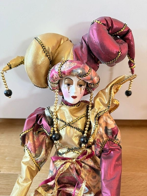 Masken-  Porzellan Figuren Sammlung
