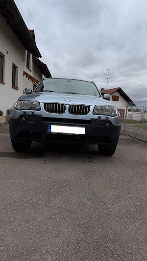 BMW X3 3.0i E83   231 PS Reihensechszylinder Bild 4