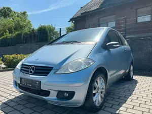 Mercedes-Benz A 150 gepflegt/Scheckheft/SHZ/Klima