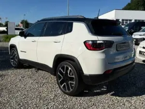 Jeep Compass Limited FWD