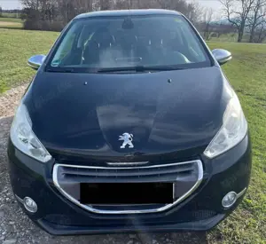 Peugeot 208 208 120 VTI Allure