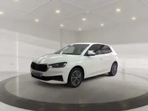 Skoda Fabia 1.0TSI Tour *Navi*AHK*LED*Sitzheizung*