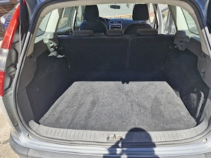 Ford Focus Kombi zu verkaufen  Bild 2