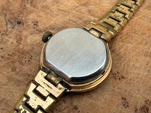 Chaika Vintage Damen Armbanduhr 17 Steine Mechanisch UdSSR Gold Läuft Kurz Bild 5