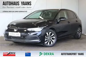 Volkswagen Golf VIII 2.0 TDI Active HUD+MATRIX+KEY+PANO+AHK