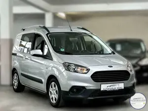 Ford Transit Courier Bild 5