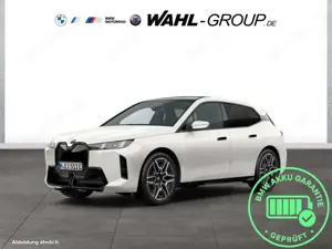 BMW iX xDrive45 M Sport Pro AHK Panorama IconicGlow Innov