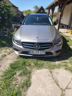 Mercedes-Benz C 220 d T 9G-TRONIC Avantgarde