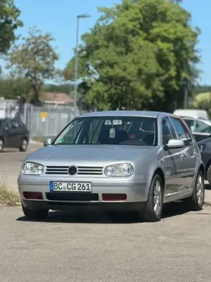 Volkswagen Golf 1.6 Edition