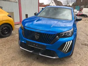 Peugeot 2008 PureTech 100 Allure * Schaden vorne rechts*