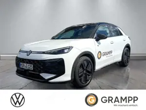 Volkswagen T-Roc R-Line 1.5 l eTSI OPF KAMERA+NAVI+LED+ACC+