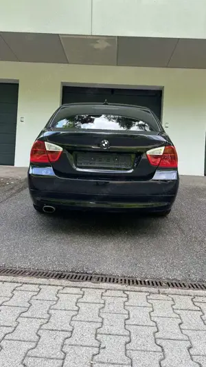 BMW 320 Bild 5