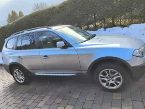BMW X3 X3 2.0d x drive, Leder