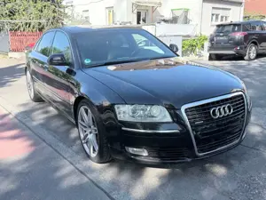 Audi A8 3.0 TDI quattro/Vollausttatung/ Leder/ Bi-Xenon