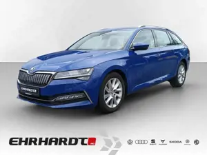 Skoda Superb Combi 1.4 TSI iV DSG Style DCC MATRIX*NAV*SHZ*P...